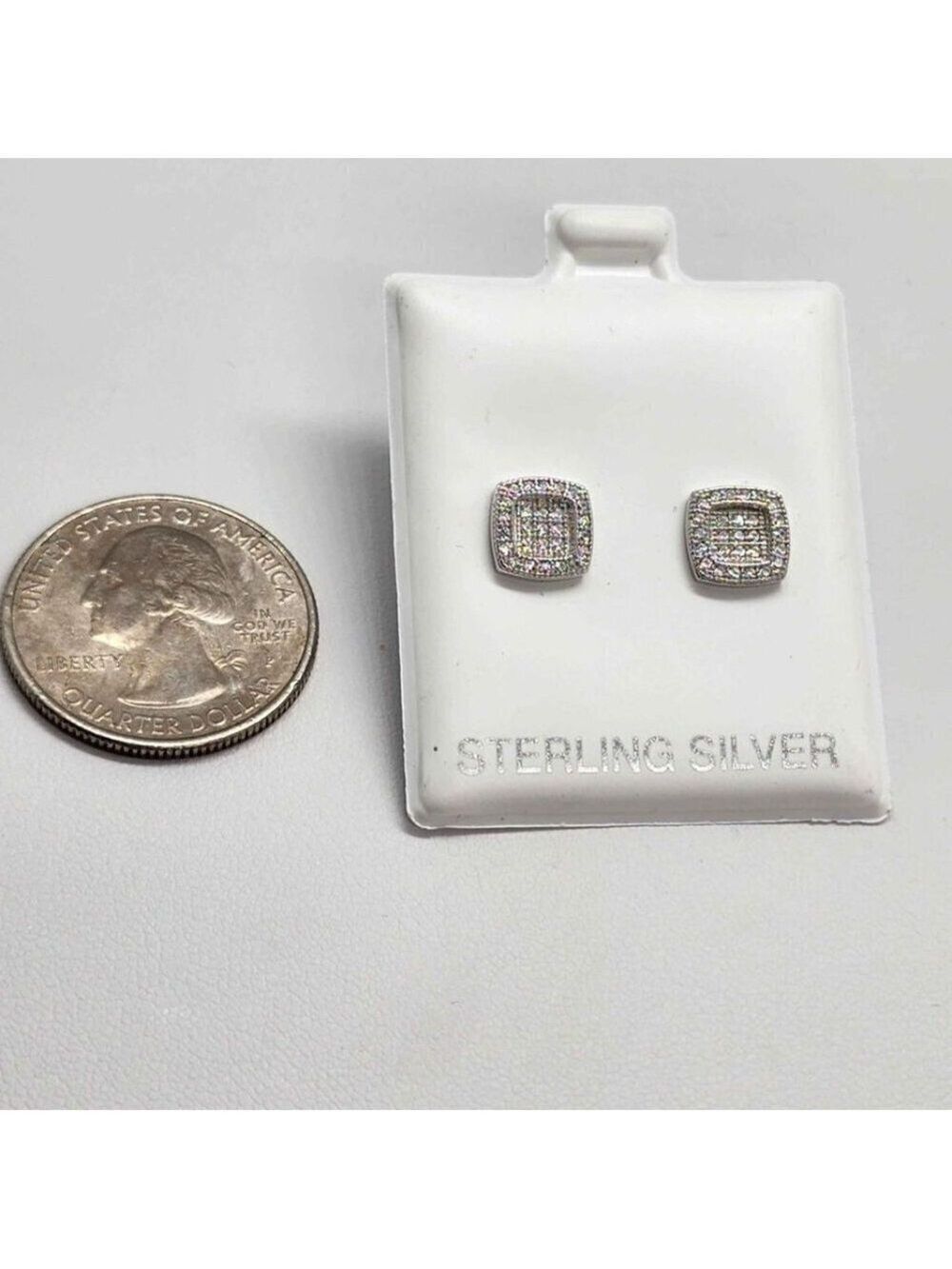 Brand New   Sterling Silver 925 Square  Design Earrings - Picture 2 of 4